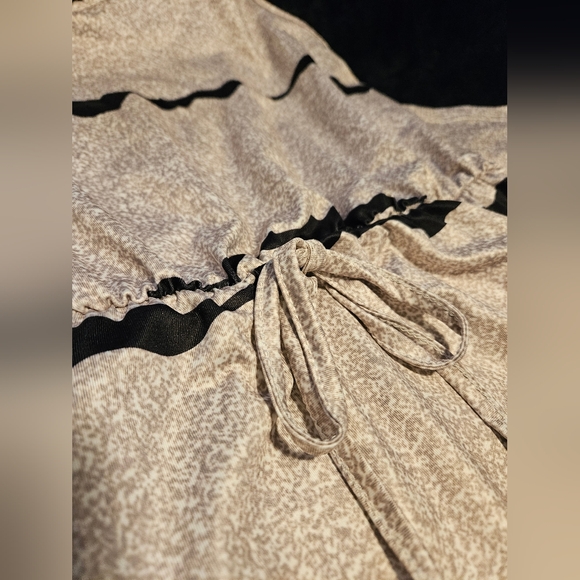 Temu V-Neck Spriped Tank Dress - Picture 5 of 5